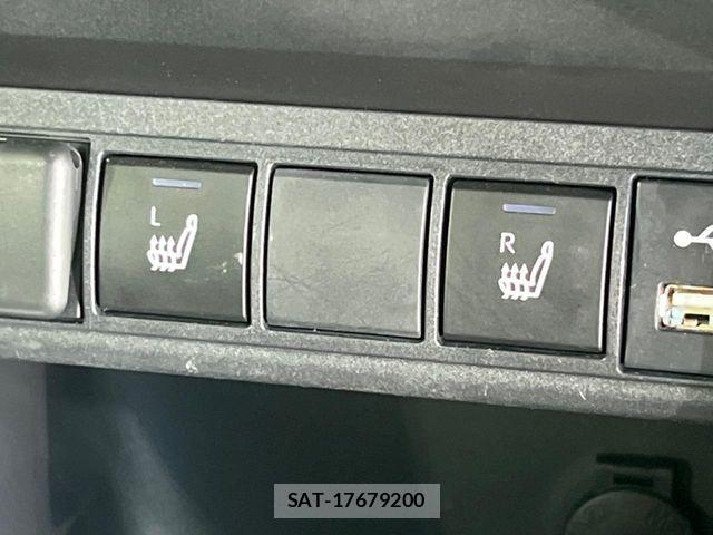 Toyota YARIS CROSS 2022-04 7395069-6