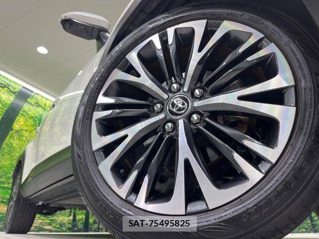 Toyota YARIS CROSS 2022-07 7395070-12