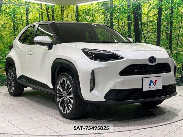 Toyota YARIS CROSS 2022-07 7395070-15