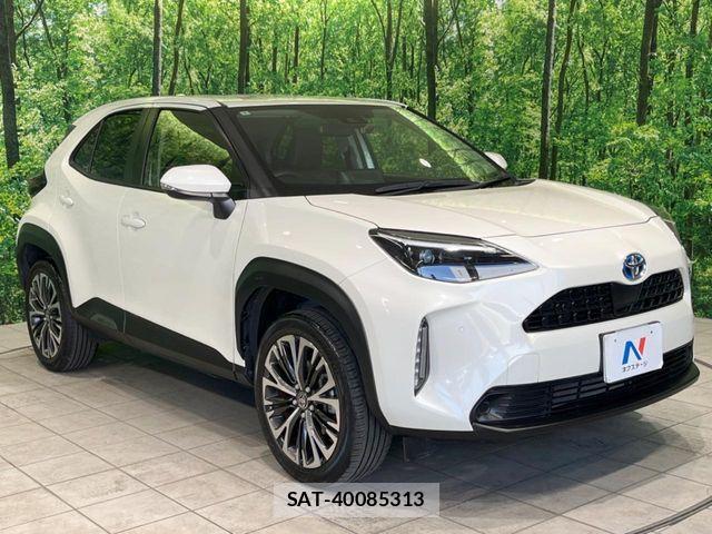 Toyota YARIS CROSS 2021-07 7459161-15