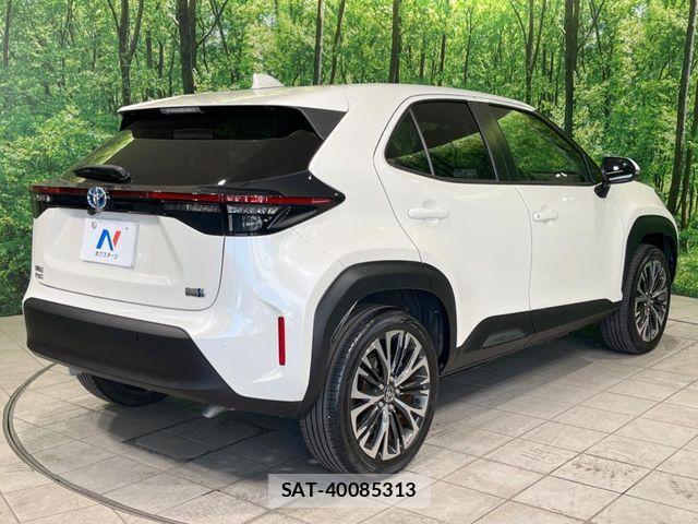 Toyota YARIS CROSS 2021-07 7459161-16