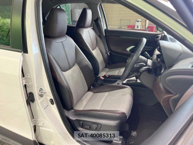 Toyota YARIS CROSS 2021-07 7459161-7