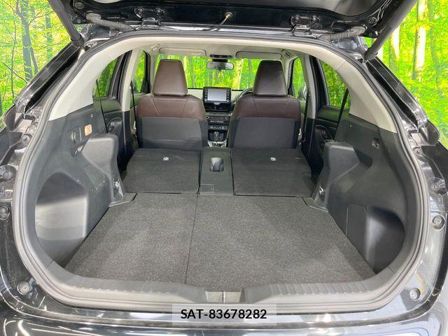 Toyota YARIS CROSS 2021-05 7459170-11
