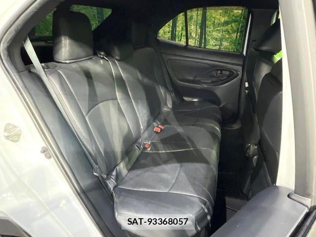 Toyota YARIS CROSS 2023-03 7459164-10