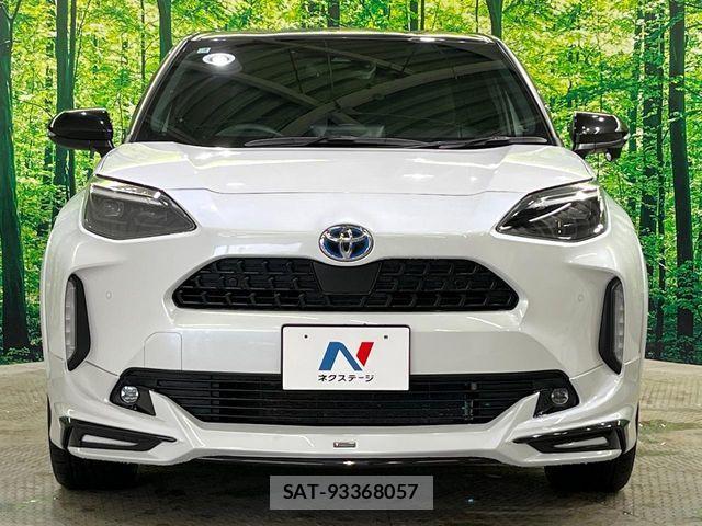 Toyota YARIS CROSS 2023-03 7459164-14