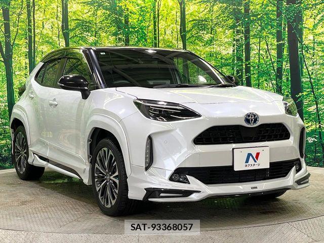 Toyota YARIS CROSS 2023-03 7459164-16
