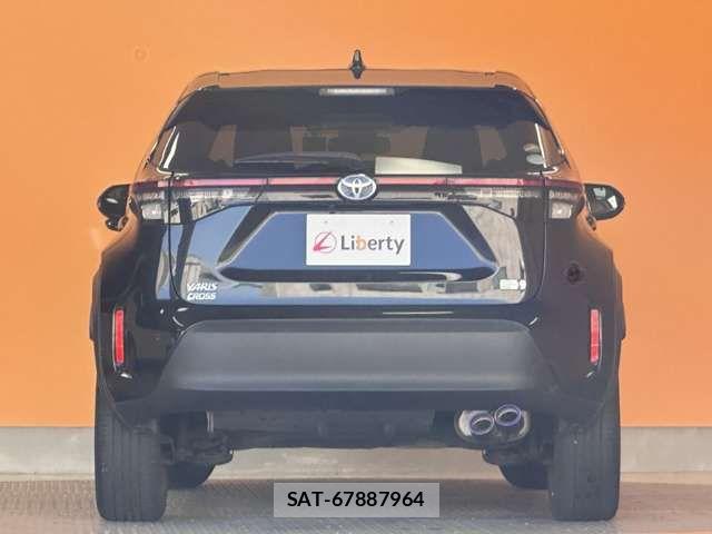 Toyota YARIS CROSS 2021-02 7459163-11
