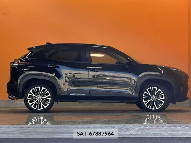Toyota YARIS CROSS 2021-02 7459163-13