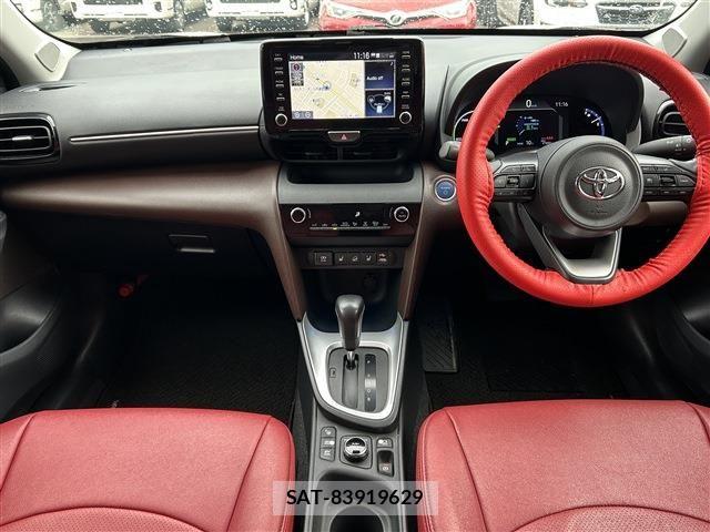 Toyota YARIS CROSS 2021-01 7459144-14