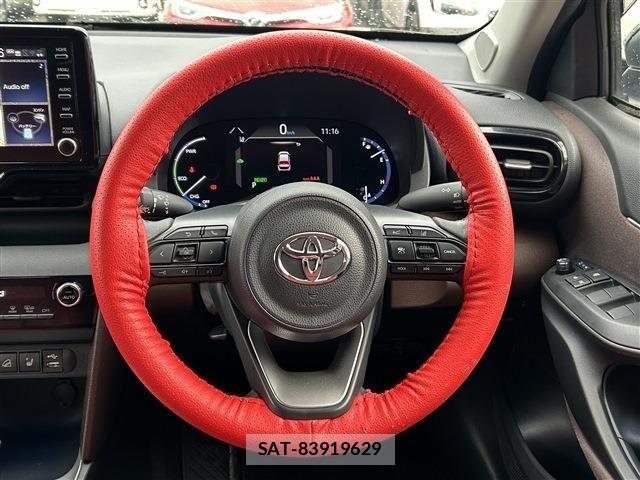 Toyota YARIS CROSS 2021-01 7459144-15