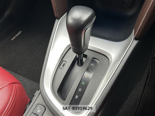 Toyota YARIS CROSS 2021-01 7459144-22