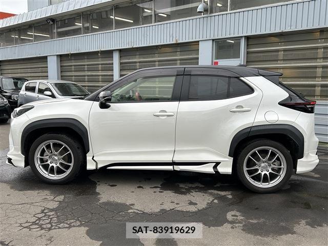 Toyota YARIS CROSS 2021-01 7459144-7