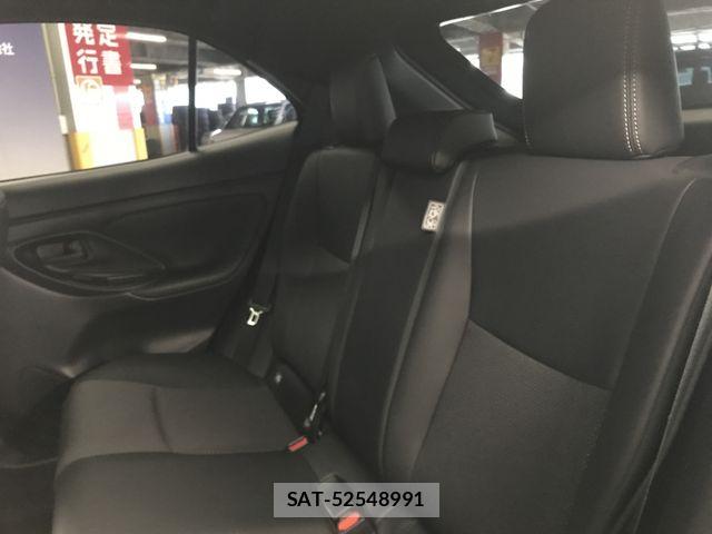 Toyota YARIS CROSS 2024-03 7459150-13