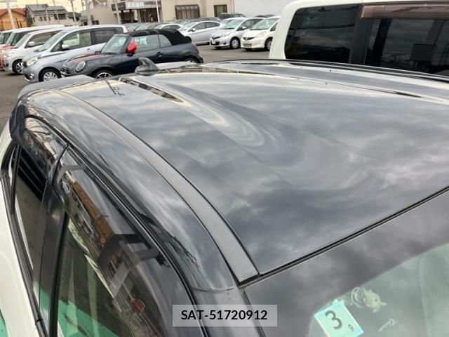 Toyota YARIS CROSS 2022-03 7459165-3