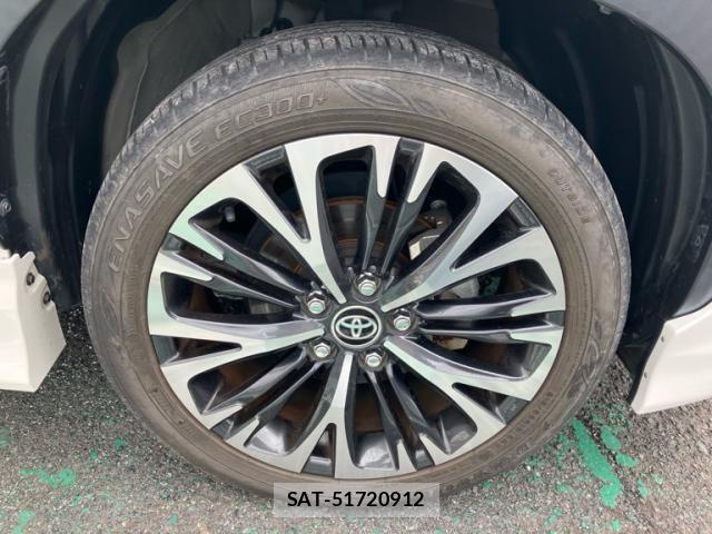 Toyota YARIS CROSS 2022-03 7459165-4