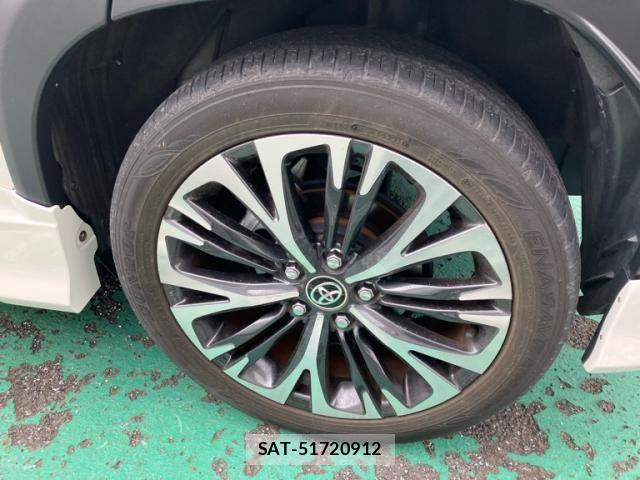 Toyota YARIS CROSS 2022-03 7459165-6