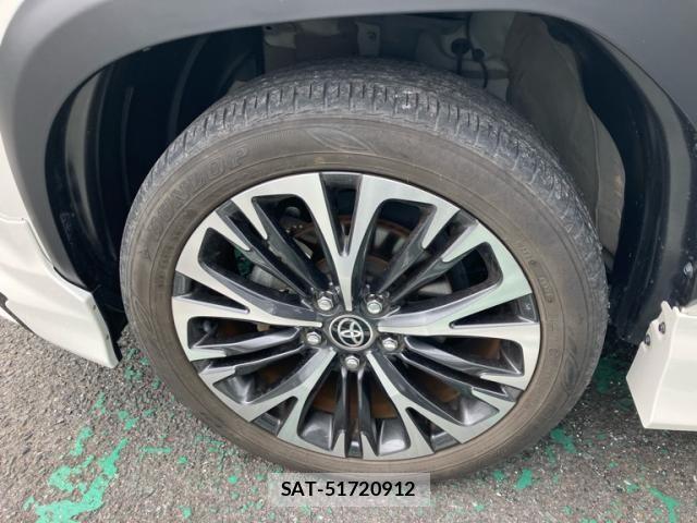 Toyota YARIS CROSS 2022-03 7459165-7