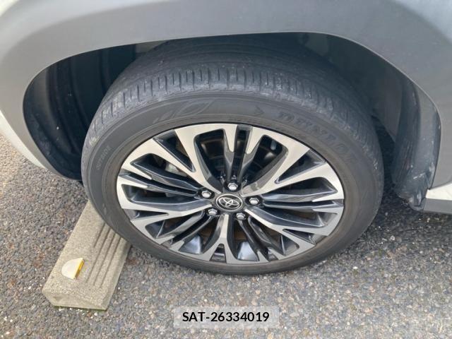 Toyota YARIS CROSS 2022-04 7459177-6
