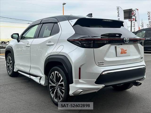 Toyota YARIS CROSS 2022-10 7459155-14
