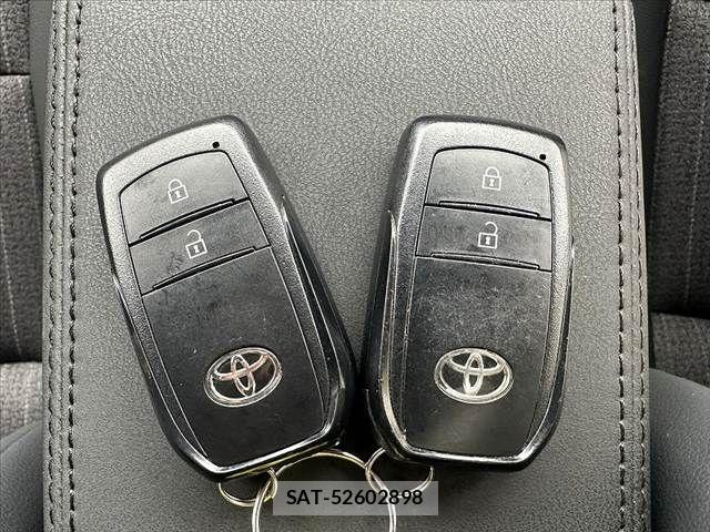 Toyota YARIS CROSS 2022-10 7459155-21