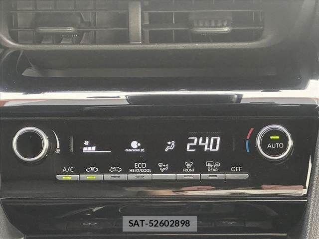 Toyota YARIS CROSS 2022-10 7459155-26