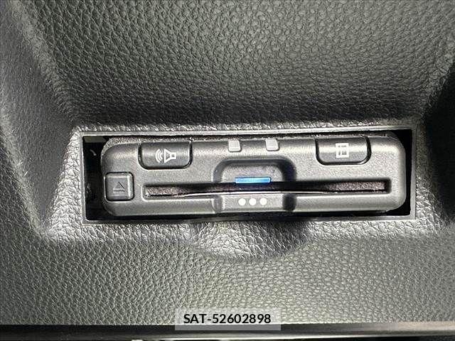Toyota YARIS CROSS 2022-10 7459155-6