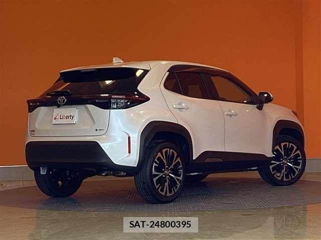 Toyota YARIS CROSS 2025-10 7459135-9