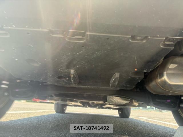 Toyota YARIS CROSS 2023-11 7459178-11