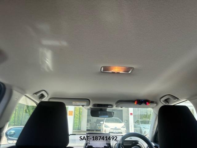 Toyota YARIS CROSS 2023-11 7459178-13