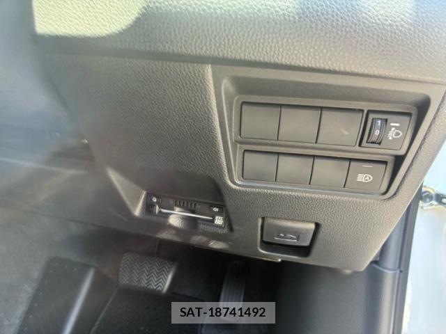 Toyota YARIS CROSS 2023-11 7459178-18