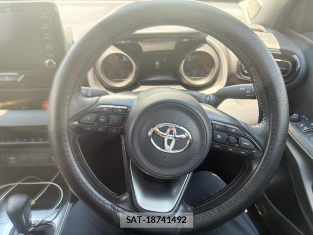 Toyota YARIS CROSS 2023-11 7459178-19