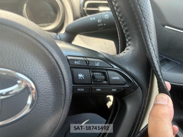 Toyota YARIS CROSS 2023-11 7459178-20