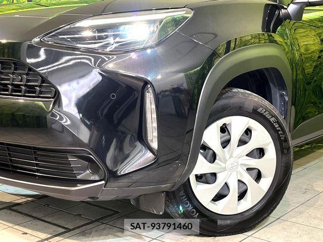 Toyota YARIS CROSS 2021-08 7459179-11