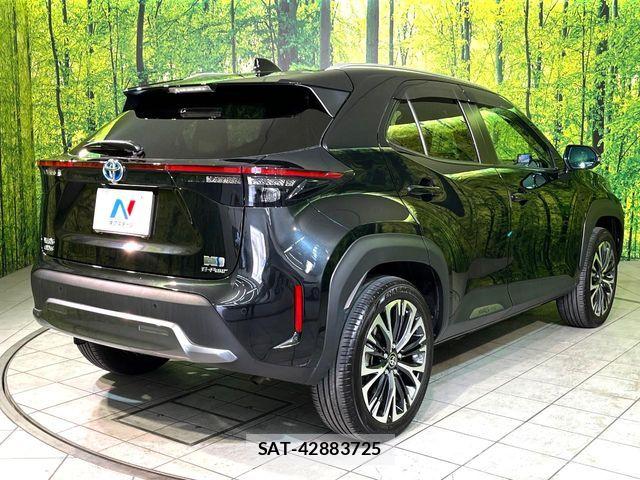 Toyota YARIS CROSS 2023-06 7459149-16