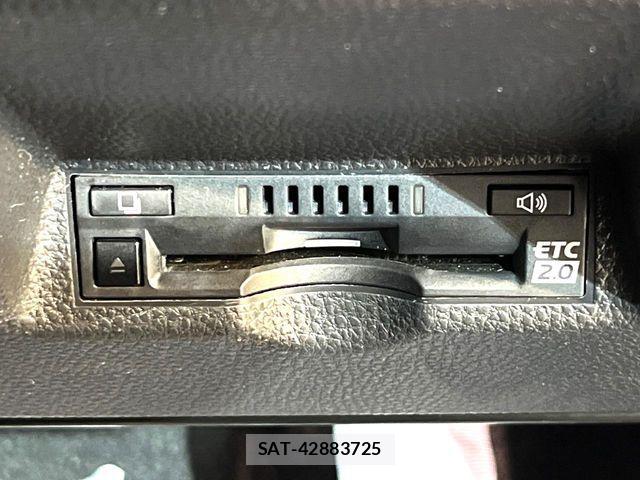 Toyota YARIS CROSS 2023-06 7459149-6
