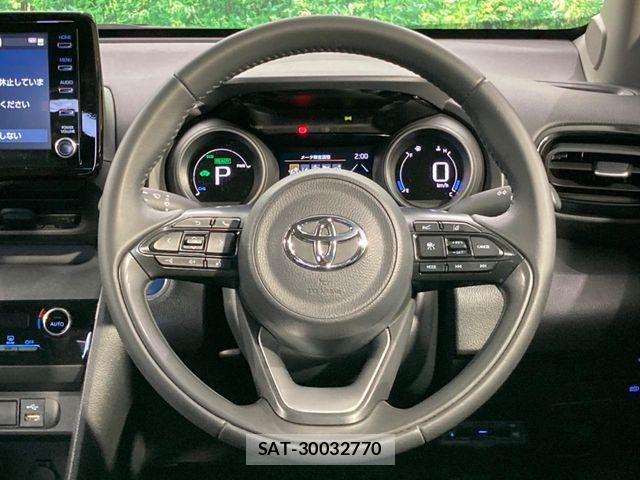 Toyota YARIS CROSS 2021-08 7459169-10