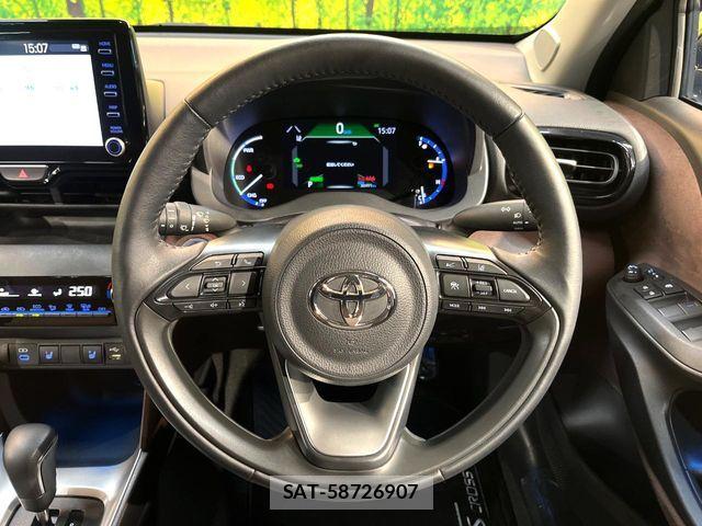 Toyota YARIS CROSS 2022-10 7459162-8