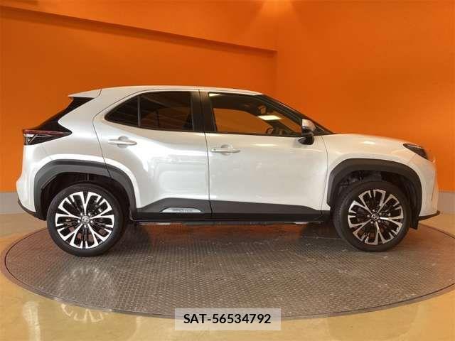 Toyota YARIS CROSS 2025-07 7459137-10