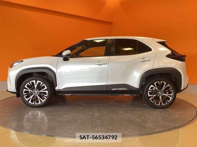 Toyota YARIS CROSS 2025-07 7459137-14