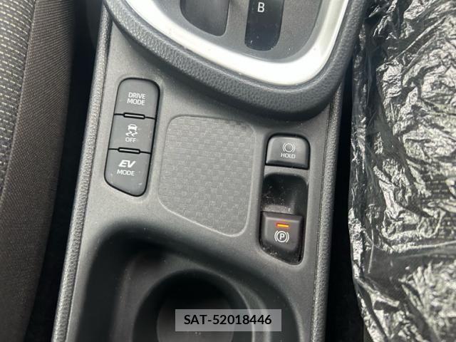 Toyota YARIS CROSS 2021-11 7459181-13
