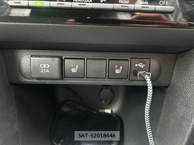 Toyota YARIS CROSS 2021-11 7459181-15