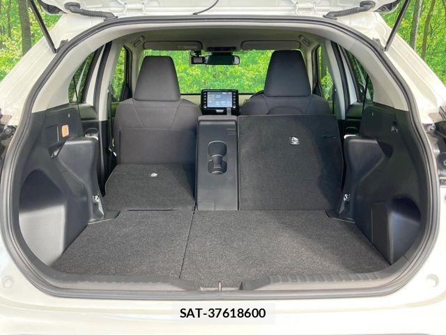 Toyota YARIS CROSS 2021-12 7459166-10