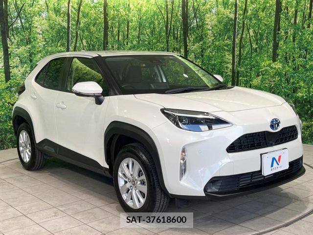 Toyota YARIS CROSS 2021-12 7459166-16