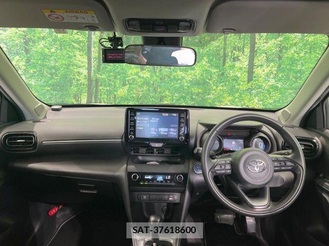 Toyota YARIS CROSS 2021-12 7459166-1