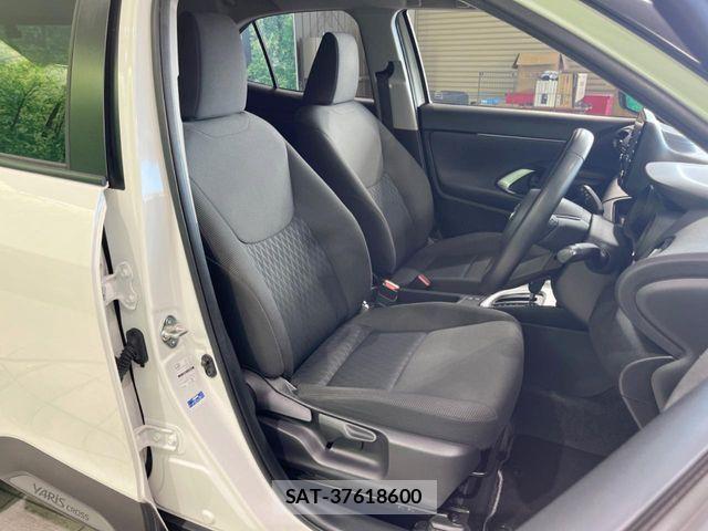Toyota YARIS CROSS 2021-12 7459166-8