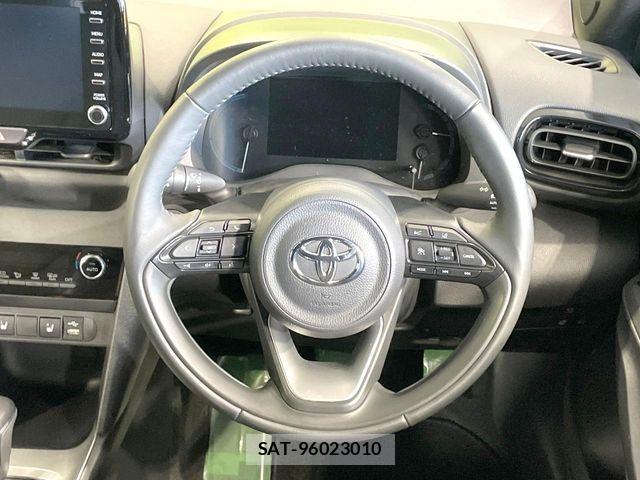 Toyota YARIS CROSS 2023-10 7459152-10