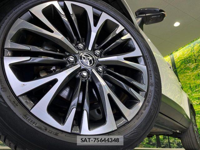 Toyota YARIS CROSS 2021-03 7459167-12