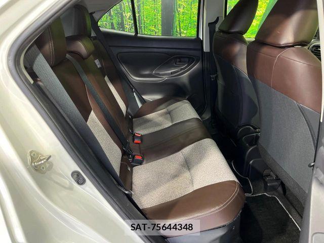 Toyota YARIS CROSS 2021-03 7459167-8
