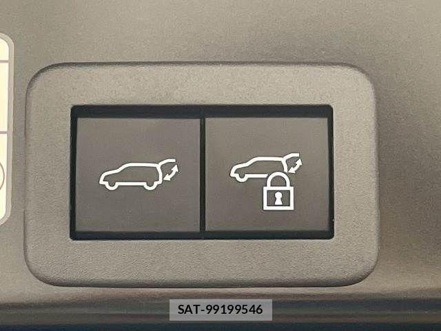 Toyota YARIS CROSS 2023-05 7504107-9