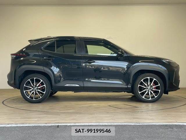Toyota YARIS CROSS 2023-05 7504107-16
